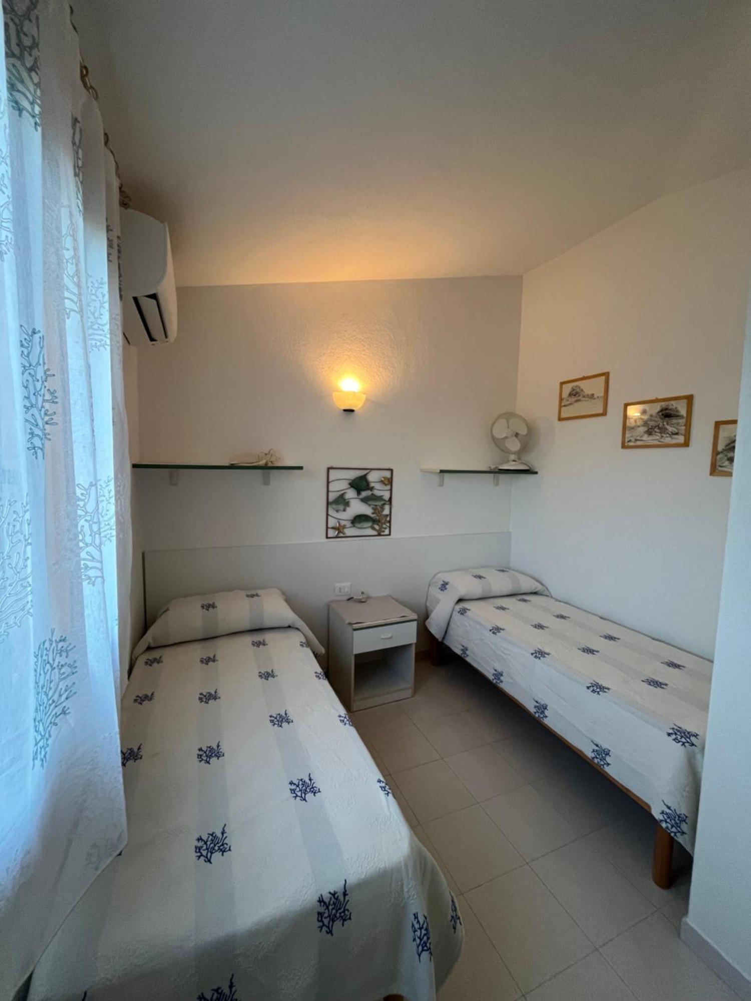 Casa Sviluppata Su Due Piani Con Doppia Veranda E Parcheggio Privato San Teodoro  Exteriér fotografie