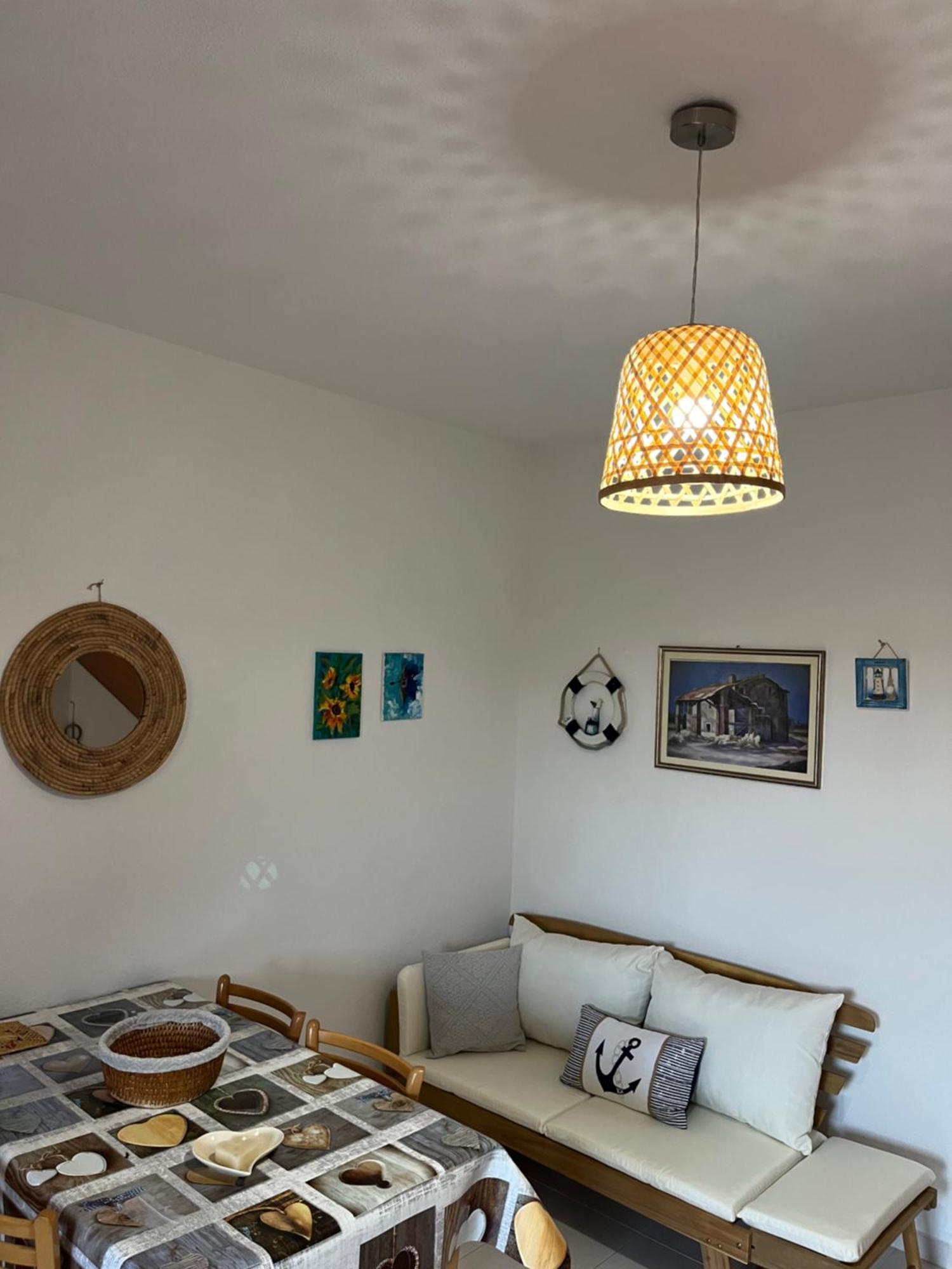Casa Sviluppata Su Due Piani Con Doppia Veranda E Parcheggio Privato San Teodoro  Exteriér fotografie