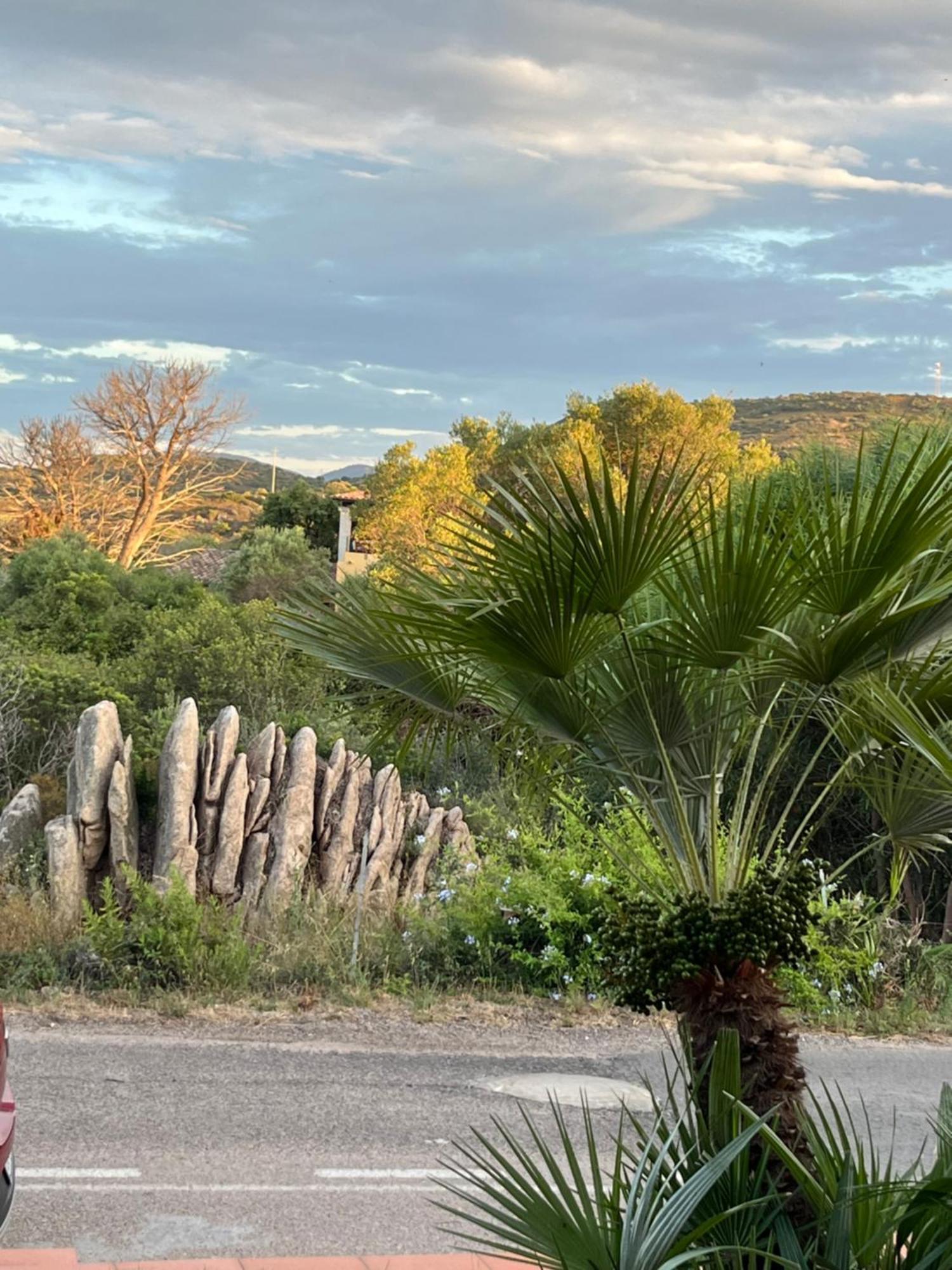 Casa Sviluppata Su Due Piani Con Doppia Veranda E Parcheggio Privato San Teodoro  Exteriér fotografie